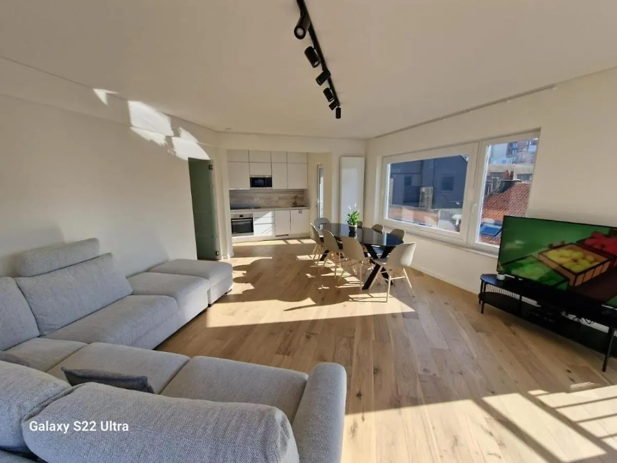 Luxury Renovated 3 Rooms Apartment Oostende
