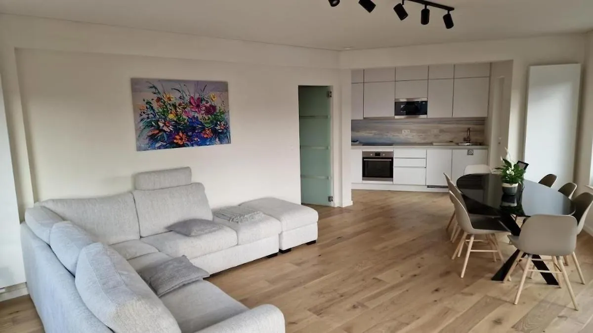 Luxury Renovated 3 Rooms Apartment Oostende 0*,